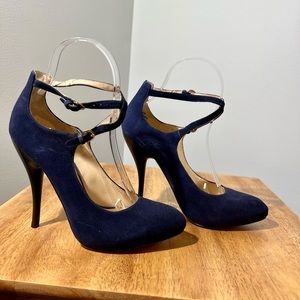 Nine West pumps